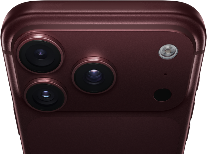 iPhone 18 Pro Max, Farbe Burgunder (Dunkelrot), Rückseite, Pro Fusion Kamera-System oben, 3 Objektive, Lamellen der variablen Blende teilweise geschlossen, Blitz, Mikrofon und LiDAR Scanner, Oberseite, Mobilfunkantenne, flache Seiten, gerundete Ecken